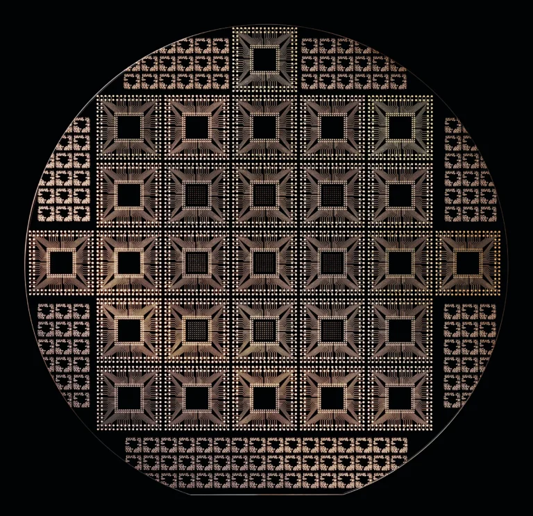 SSAIL technology on glass wafer