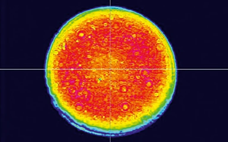 Typical beam profile of NanoFlux MM laser system at 532&nbsp;nm.