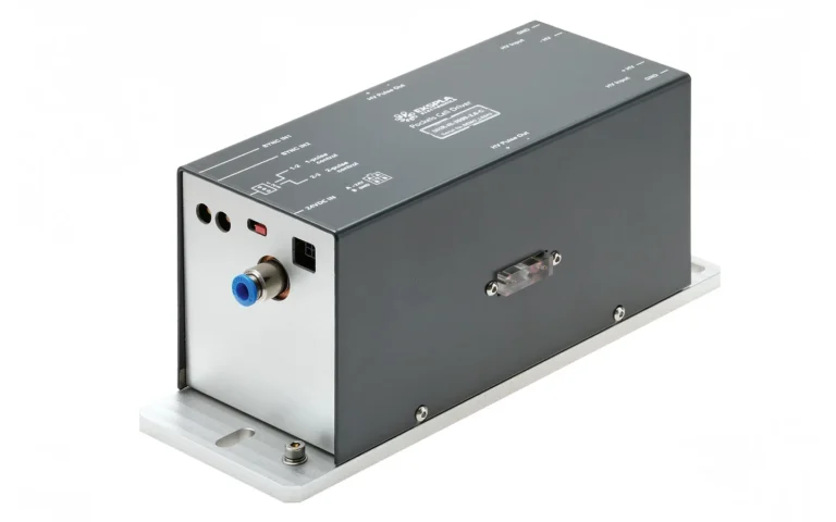 Image of PCD-UHR-III-C and 2PCD-UHR-III-C Pockels cell drivers.